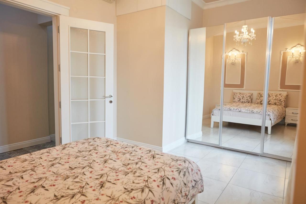 Great View Of Taksim Square, Luxury Furnished On Main Street Of Taksim, Partial Sea View Apartment Istanbul Ngoại thất bức ảnh